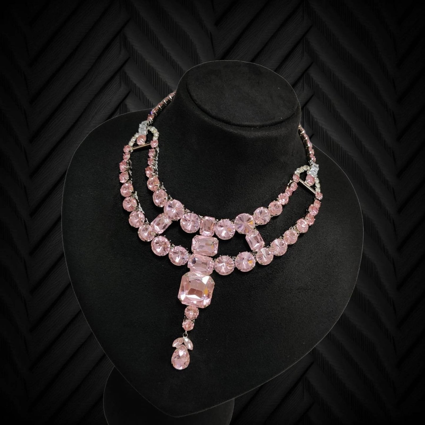 Regal Zericonia Necklace