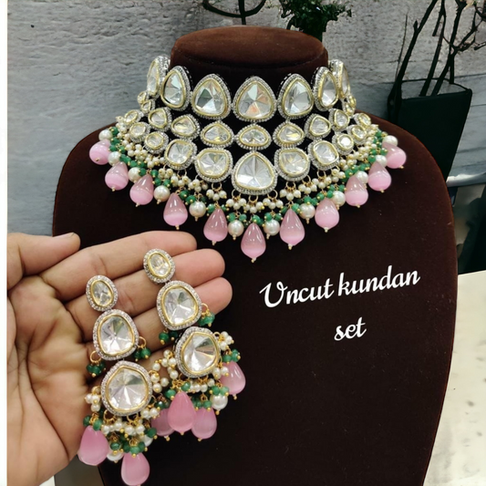 Sampda Uncut Kundan Necklace