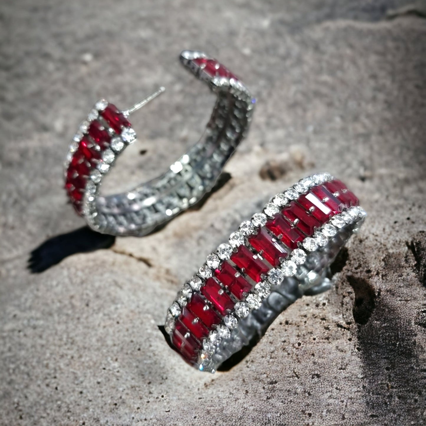 Surveen hoops in red color