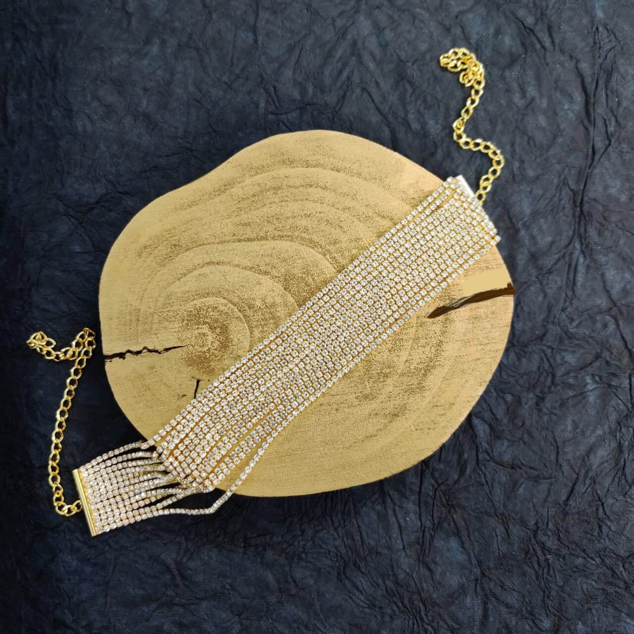 alex choker in golden tone