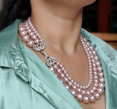 Malhaar Pearl Necklace With Diamond Broach