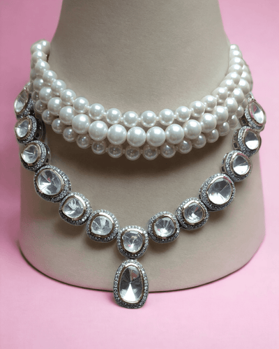 Kavya Foiled Necklace Set With Pearl
