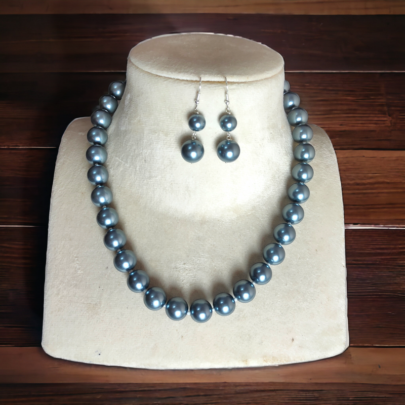 Grey Pearl Necklace