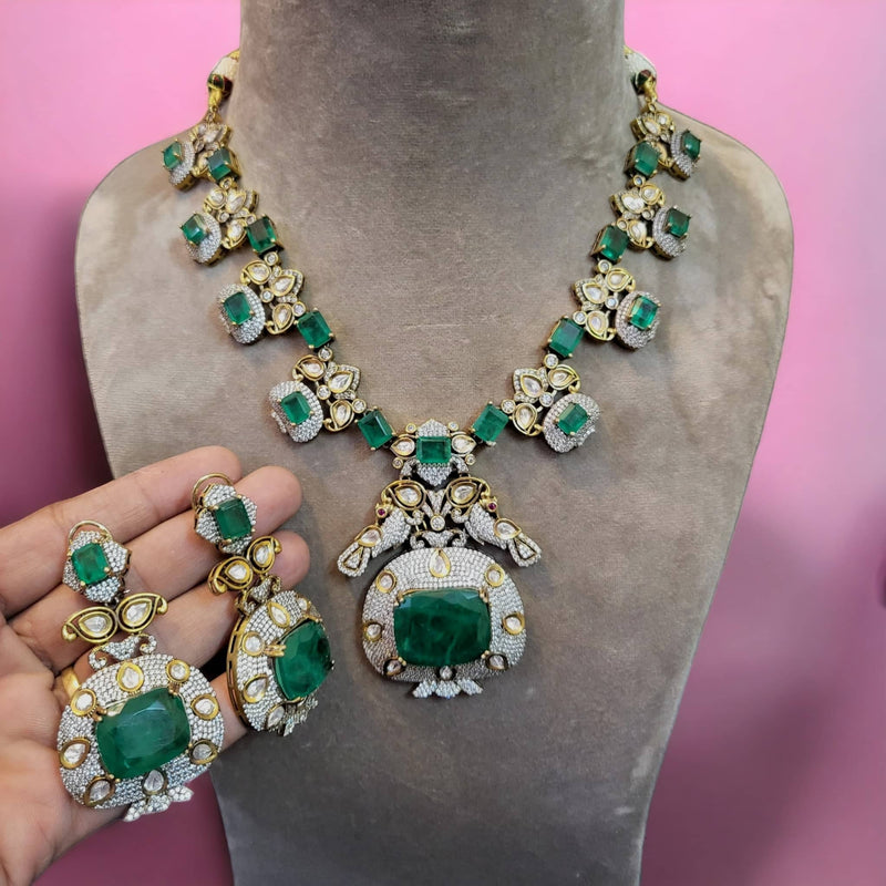 Green emerald princess necklace with earring - 2
