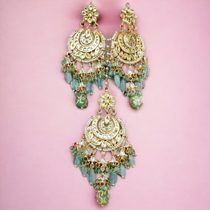 Zeenat kundan Teeka and Earrings combo in mint color