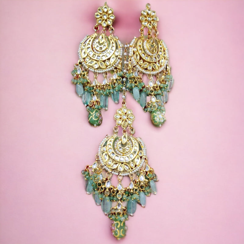 Zeenat kundan Teeka and Earrings combo in mint color