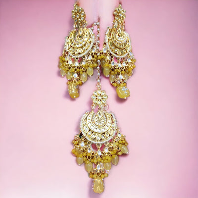 Zeenat kundan Teeka and Earrings combo in yellow color