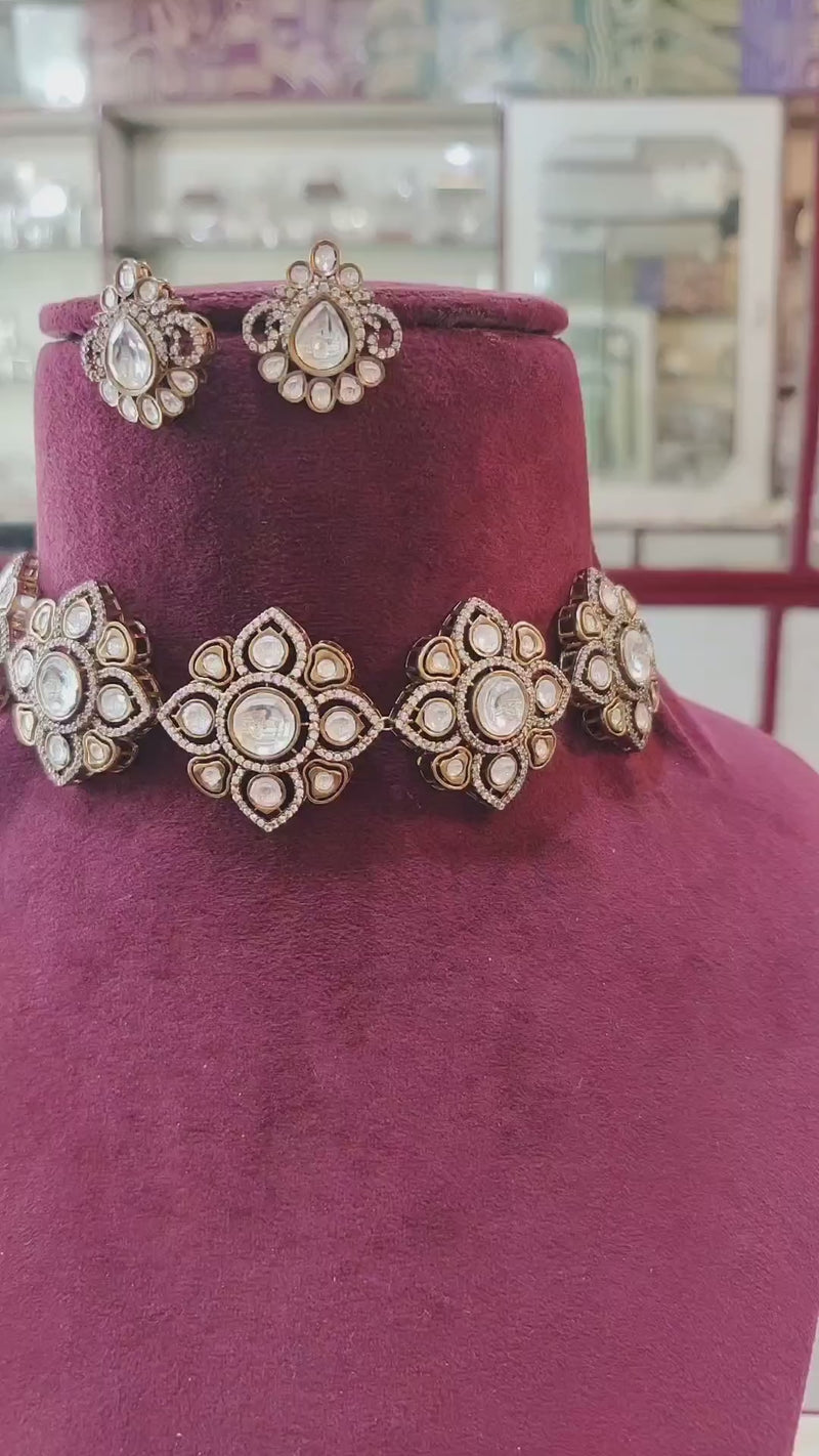 Saloni Brass-Based Uncut Choker With Studs
