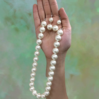 Soni Pearl Necklace