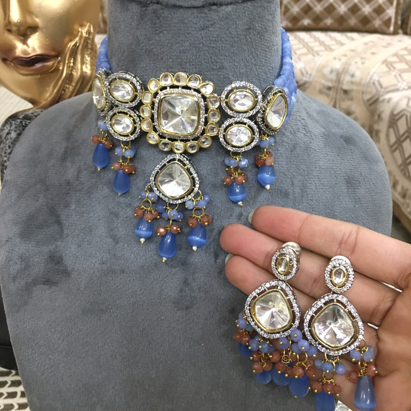 Stela Choker With Monalisa Beads