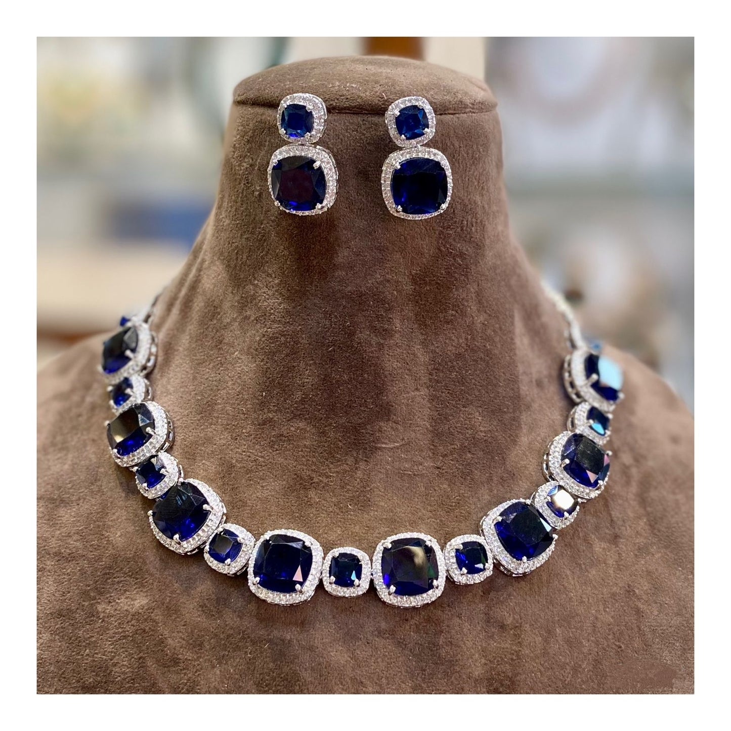 Parijaat Zirconia Necklace