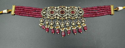 Bahaar victorian choker necklace in maroon color